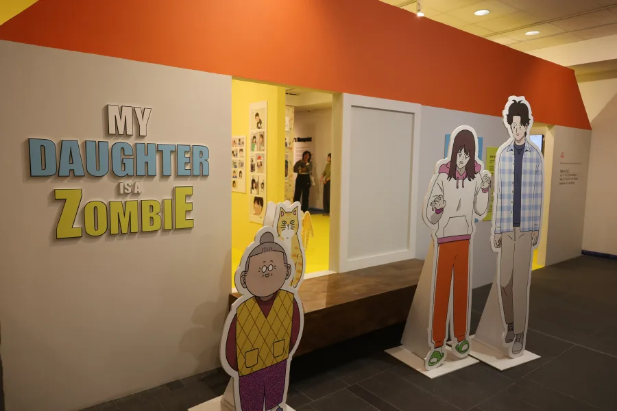 Completed exhibition entrance environment built and installed by Meiju.